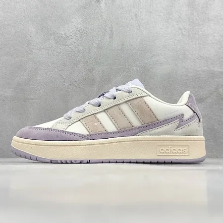 アディダス カジュアルシューズ