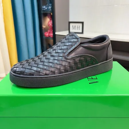 ボッテガ ヴェネタ カジュアルシューズ