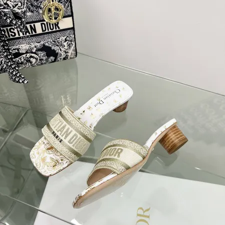 ディオール スリッパ