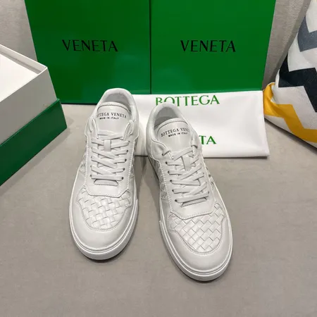 ボッテガ ヴェネタ カジュアルシューズ