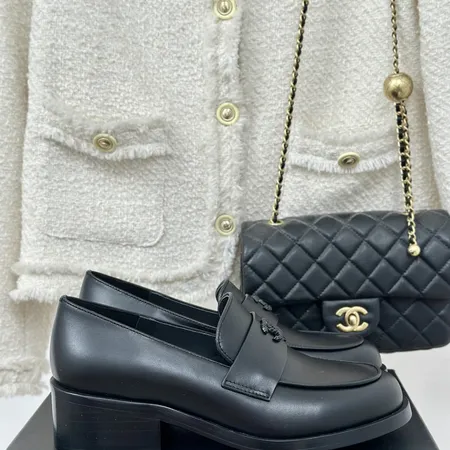 シャネル ビジネスシューズ