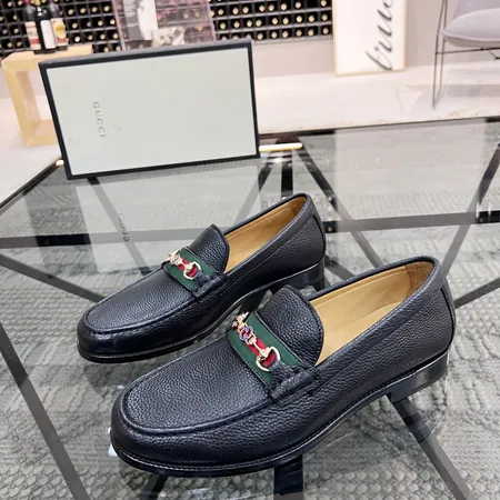 グッチ ビジネスシューズ