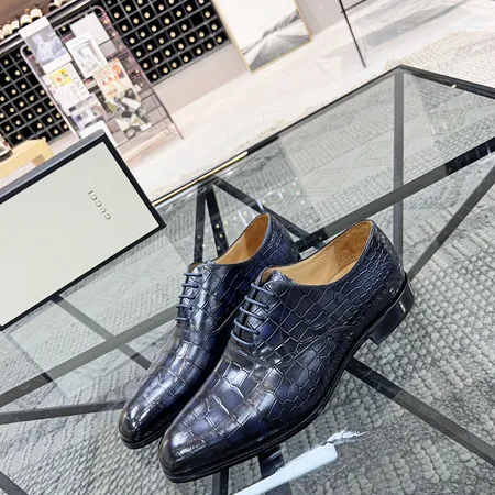 グッチ ビジネスシューズ