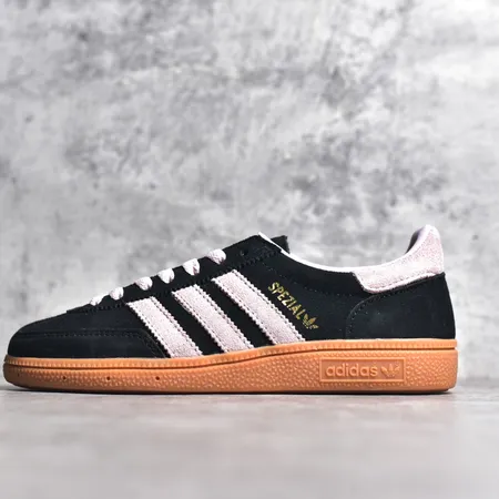 アディダス カジュアルシューズ