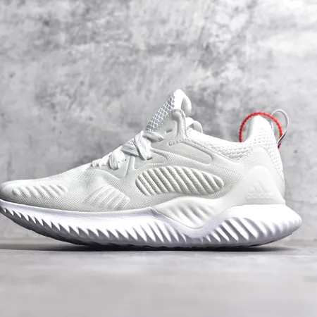 アディダス カジュアルシューズ