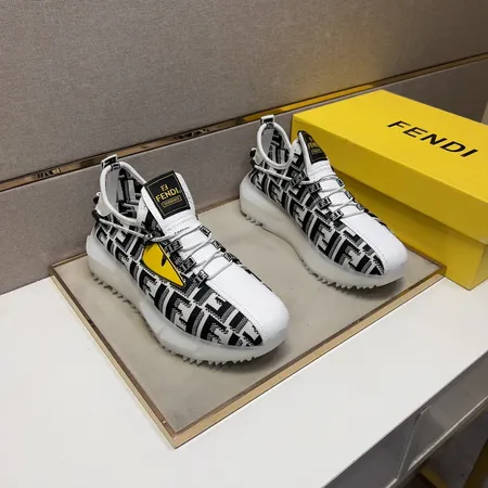 フェンディ スニーカー