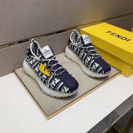フェンディ スニーカー