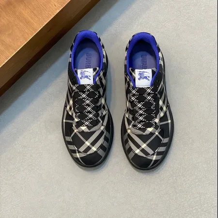 バーバリー ス カジュアルシューズ