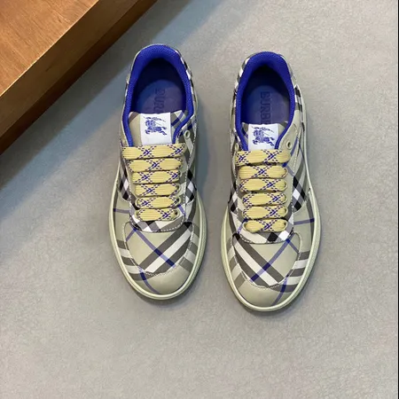 バーバリー ス カジュアルシューズ