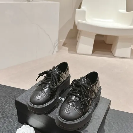 シャネル ビジネスシューズ