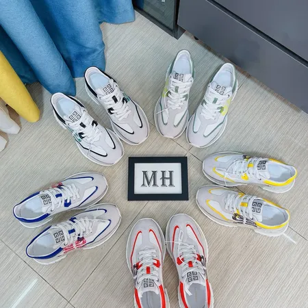 ジバンシィ スニーカー