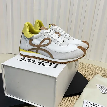 ロエベ カジュアルシューズ