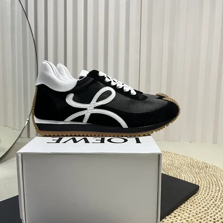 ロエベ カジュアルシューズ