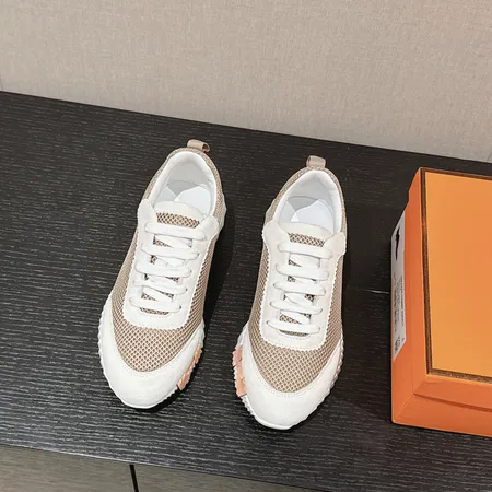 エルメス スニーカー