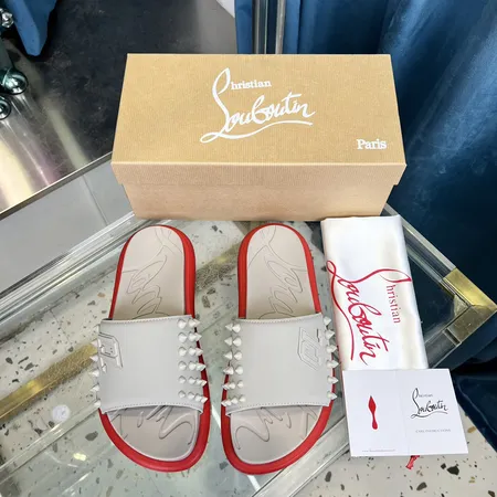 クリスチャン・ルブタン スリッパ