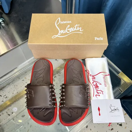 クリスチャン・ルブタン スリッパ