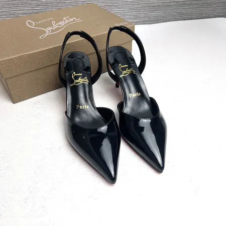 クリスチャン・ルブタン サンダル