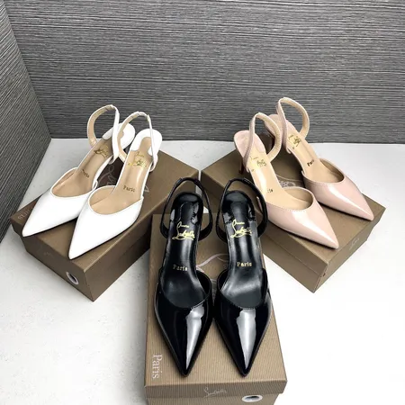 クリスチャン・ルブタン サンダル