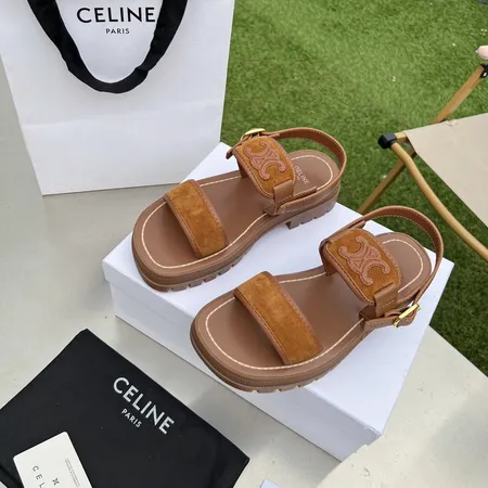 セリーヌ サンダル
