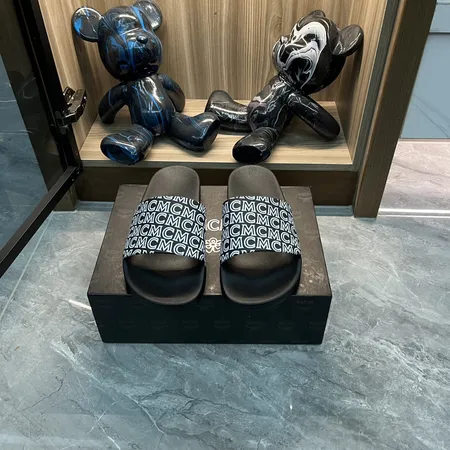 エムシーエム スリッパ