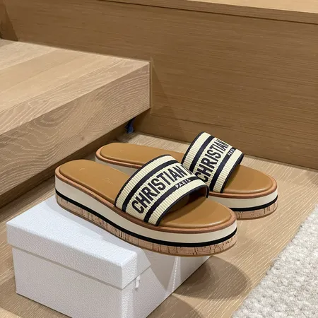 ディオール スリッパ