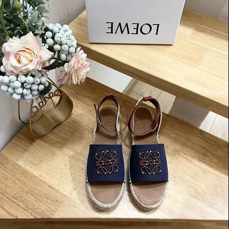 ロエベ サンダル