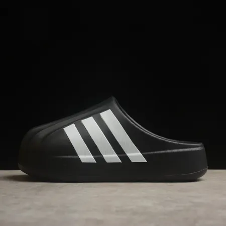 アディダス スリッパ