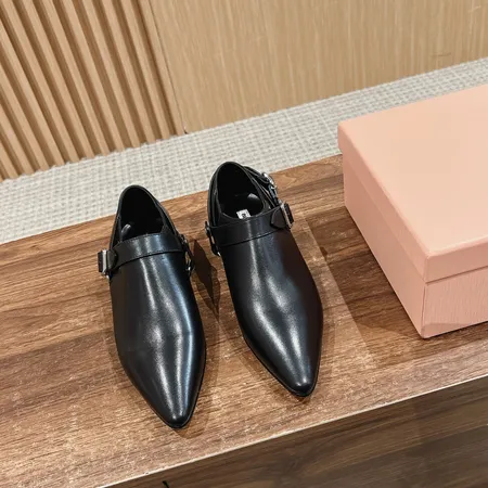 ミュウミュウ ビジネスシューズ