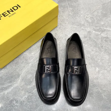 フェンディ ビジネスシューズ