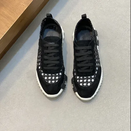 エルメス スニーカー
