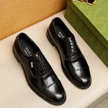 グッチ ビジネスシューズ