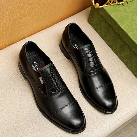 グッチ ビジネスシューズ