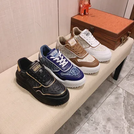 ヴェルサーチ カジュアルシューズ