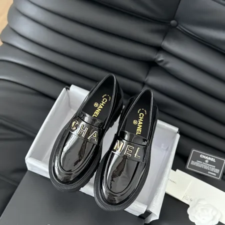 シャネル ビジネスシューズ