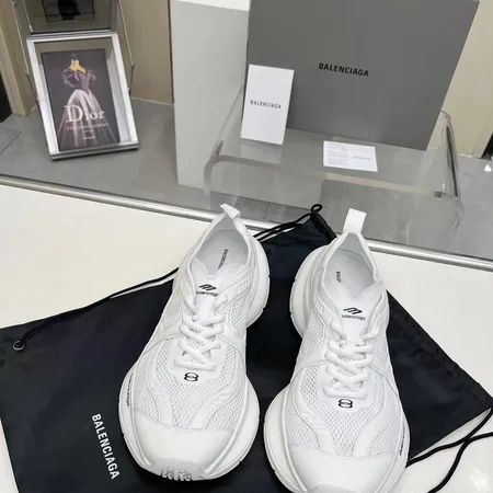 バレンシアガ カジュアルシューズ