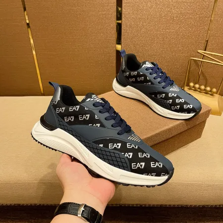 アルマーニ スニーカー