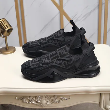 フェンディ スニーカー