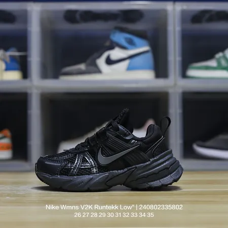 ナイキ スニーカー