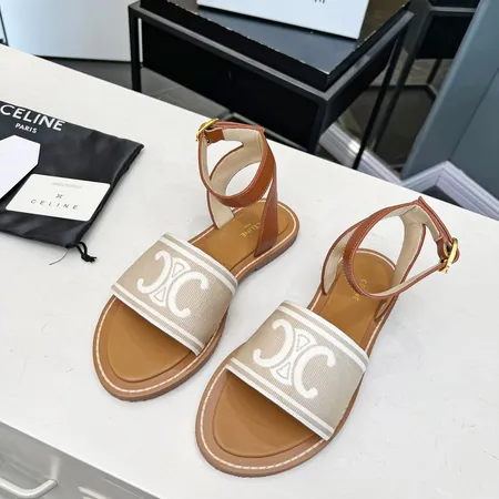 セリーヌ サンダル