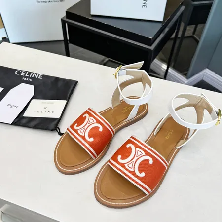 セリーヌ サンダル
