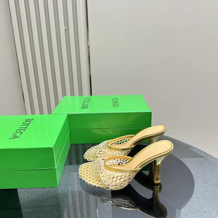 ボッテガ ヴェネタ サンダル