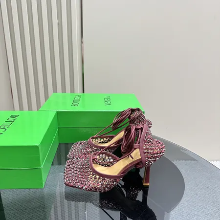 ボッテガ ヴェネタ サンダル