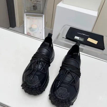 アルマーニ スニーカー