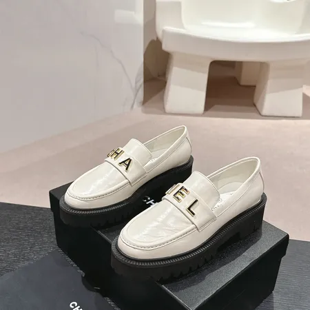 シャネル ビジネスシューズ