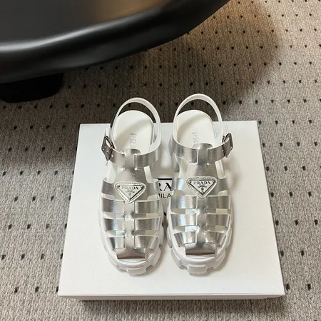 プラダ サンダル