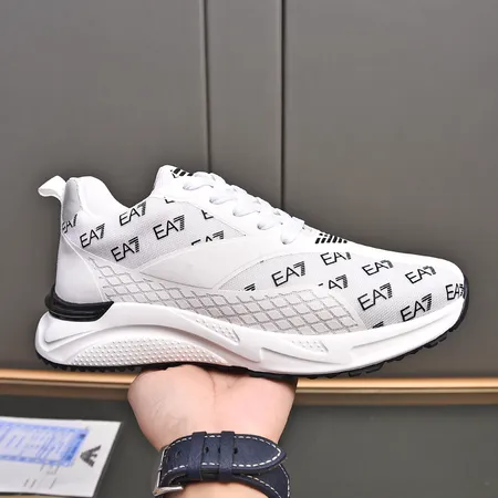 アルマーニ スニーカー