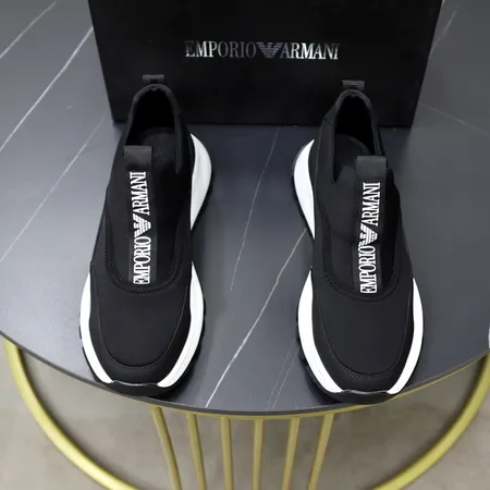 アルマーニ スニーカー