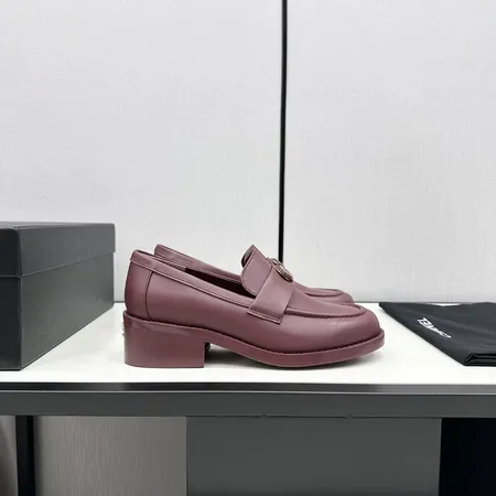 シャネル ビジネスシューズ