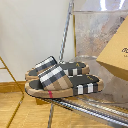 バーバリー ス スリッパ