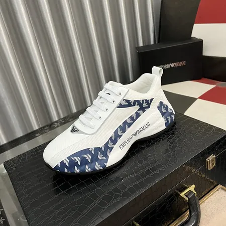 アルマーニ スニーカー